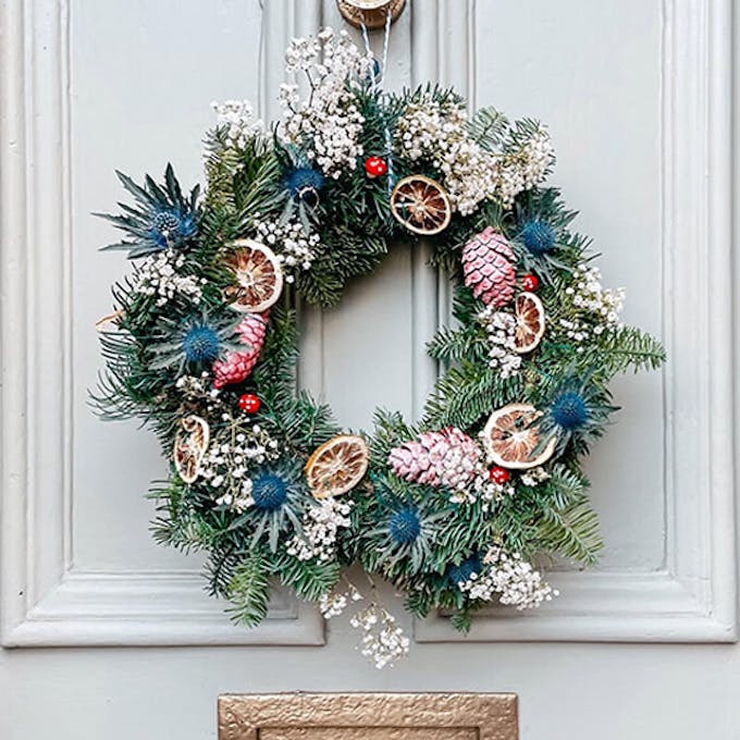 Choosing a wreath for your front door